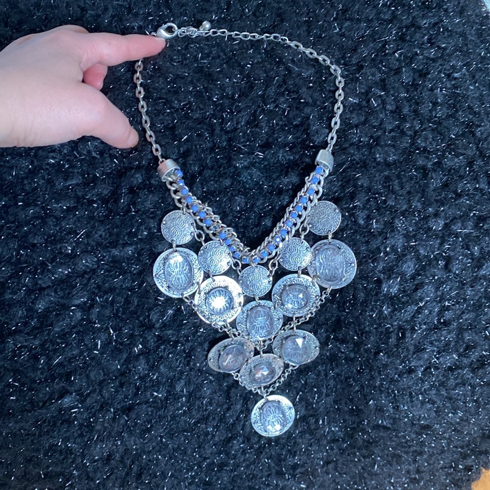 Showstopper Necklace - metal and stones